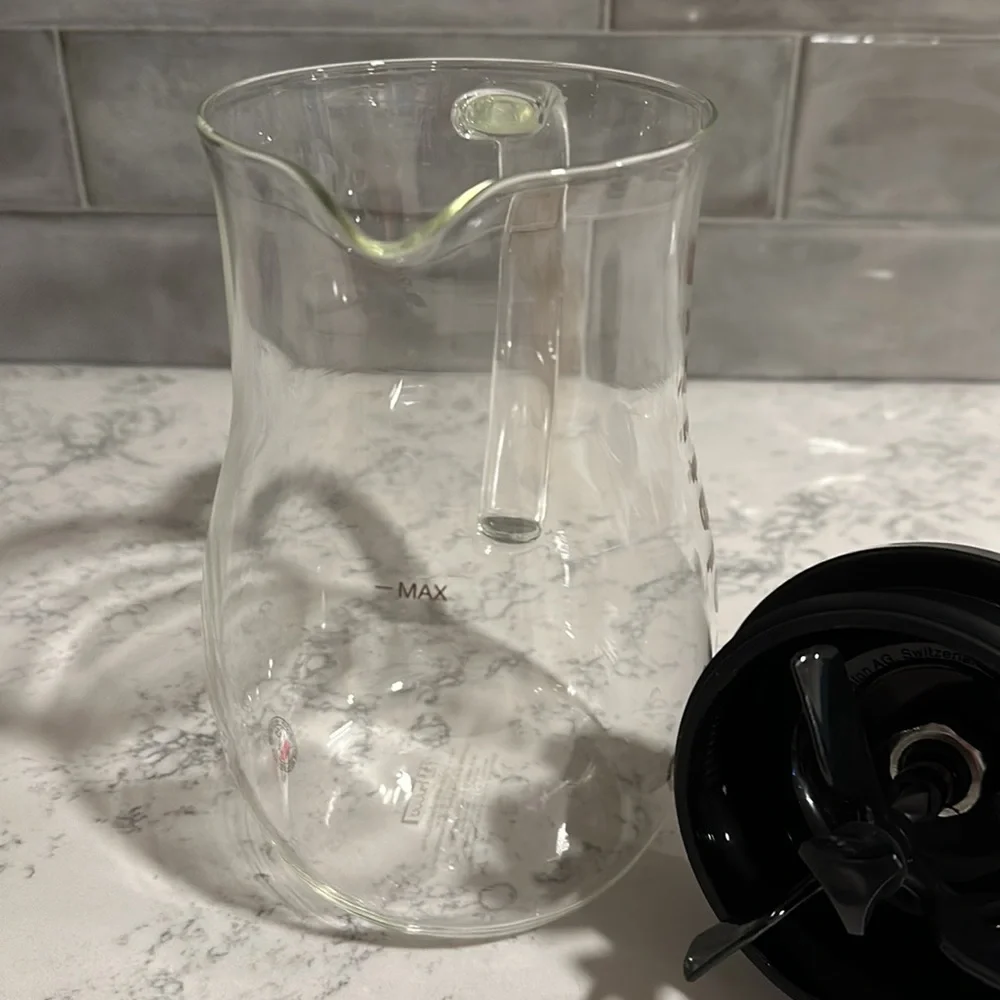 Bodum Chocolatier Hot Chocolate Froth Mixer - Picture 3 of 3